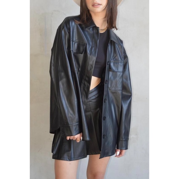 LAST ONE Faux Leather Oversized Black Shacket - Picture 2 of 7